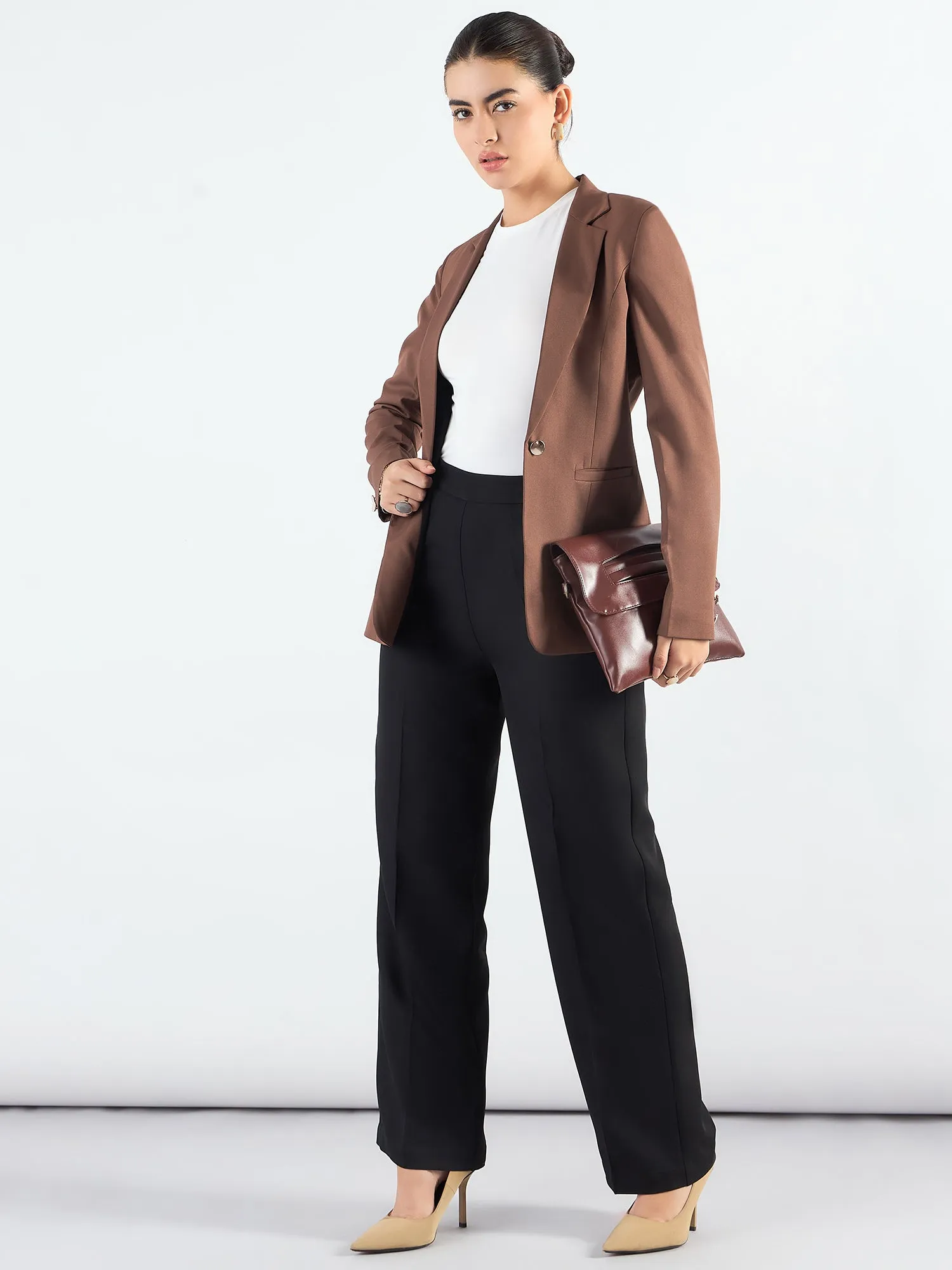 Brown Tailored Fit Notched Lapel Blazer In Stretchable Fabric