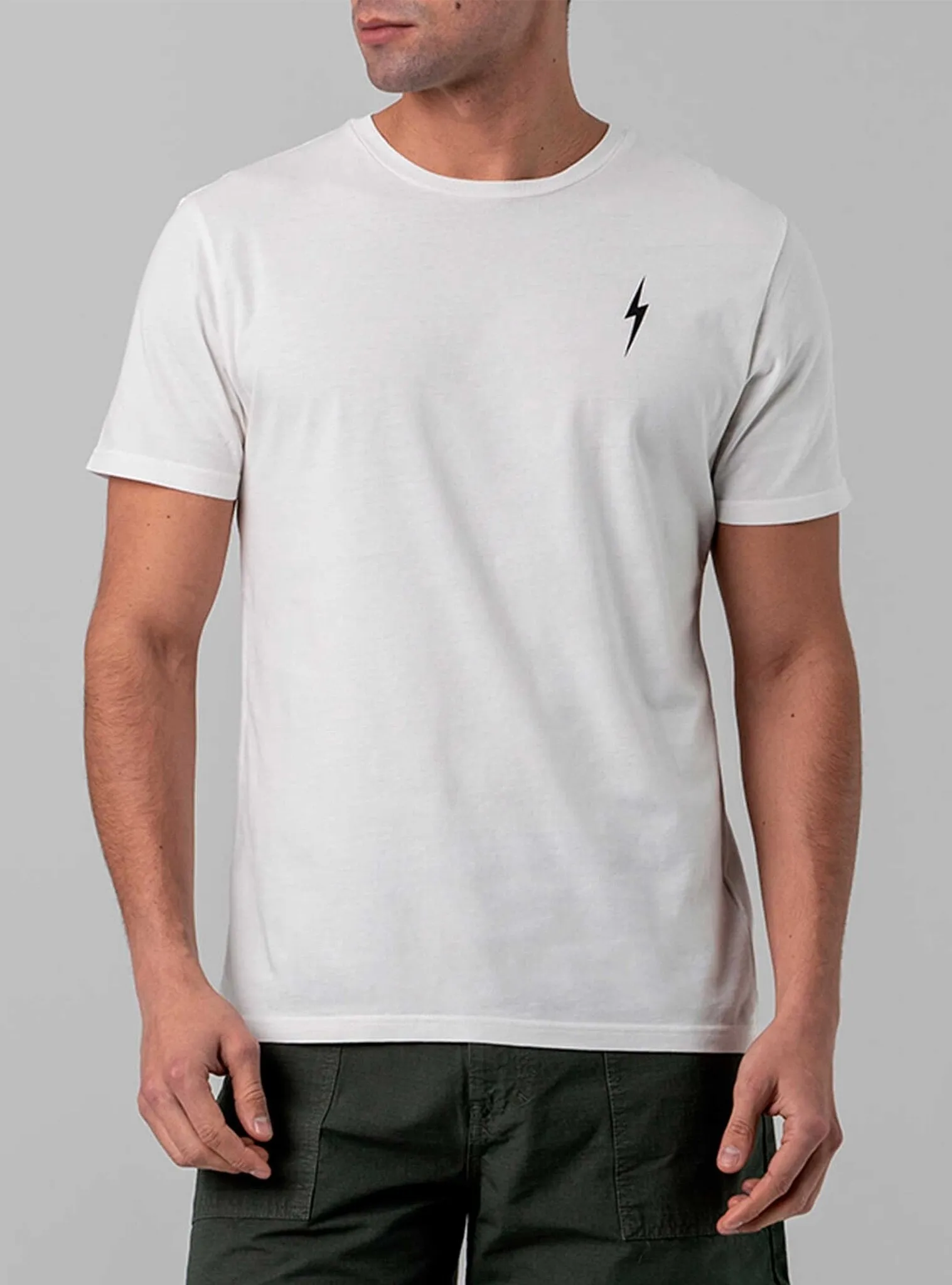 ESSENTIAL ORGANIC-COTTON T-SHIRT