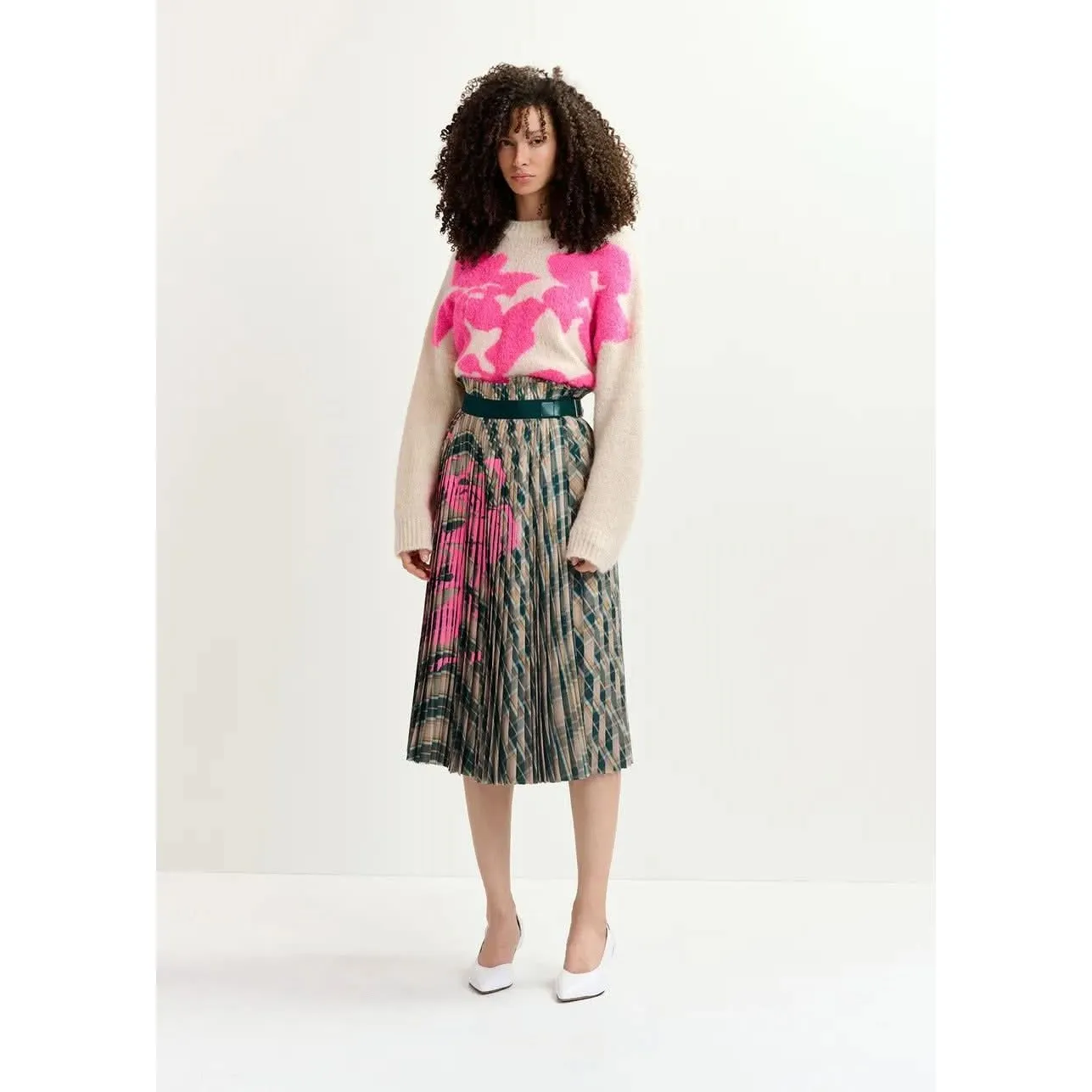 Essentiel Antwerp Godess Skirt Beige and Dark Green Checked Pleated Skirt with Floral Print