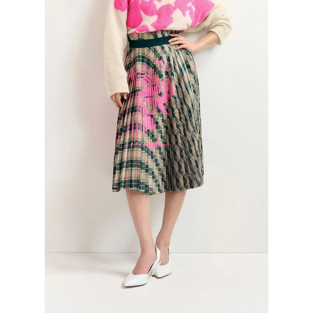 Essentiel Antwerp Godess Skirt Beige and Dark Green Checked Pleated Skirt with Floral Print