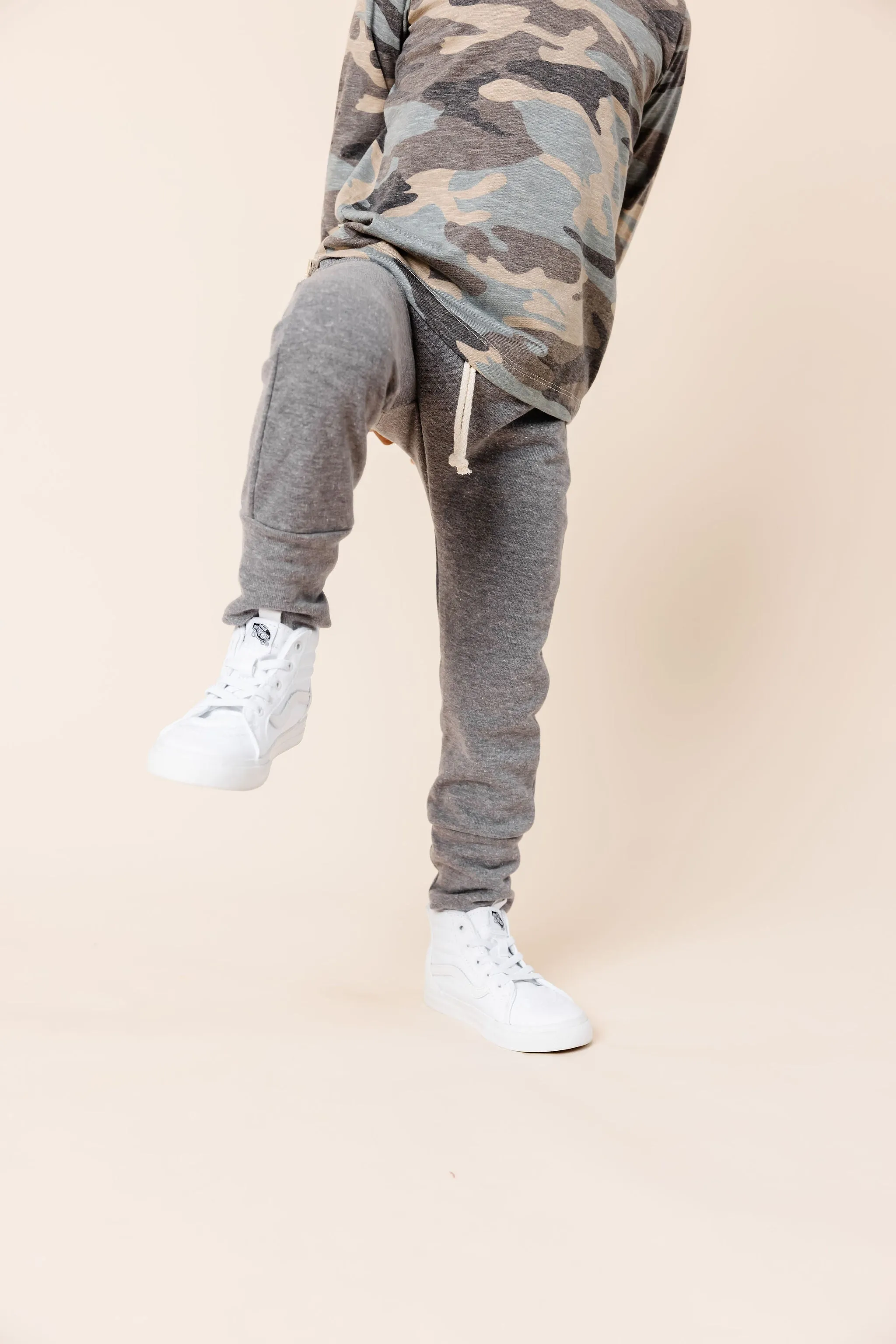 gusset pants CO - athletic gray