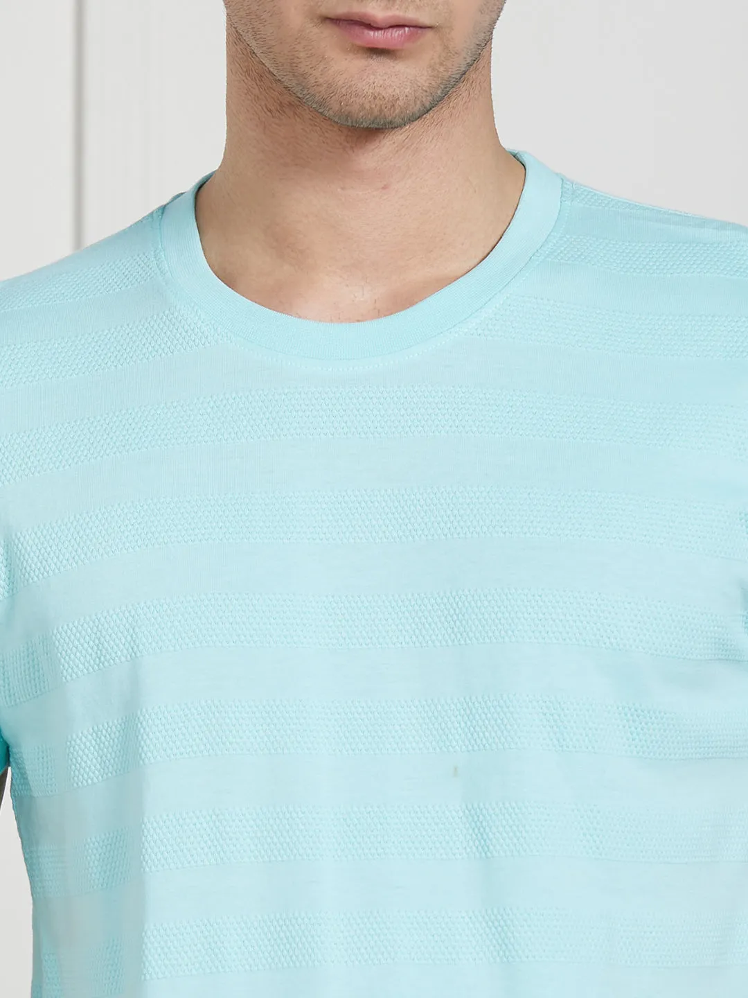 Men's Light Blue Cotton Regular Fit Textured Round neck T-Shirt