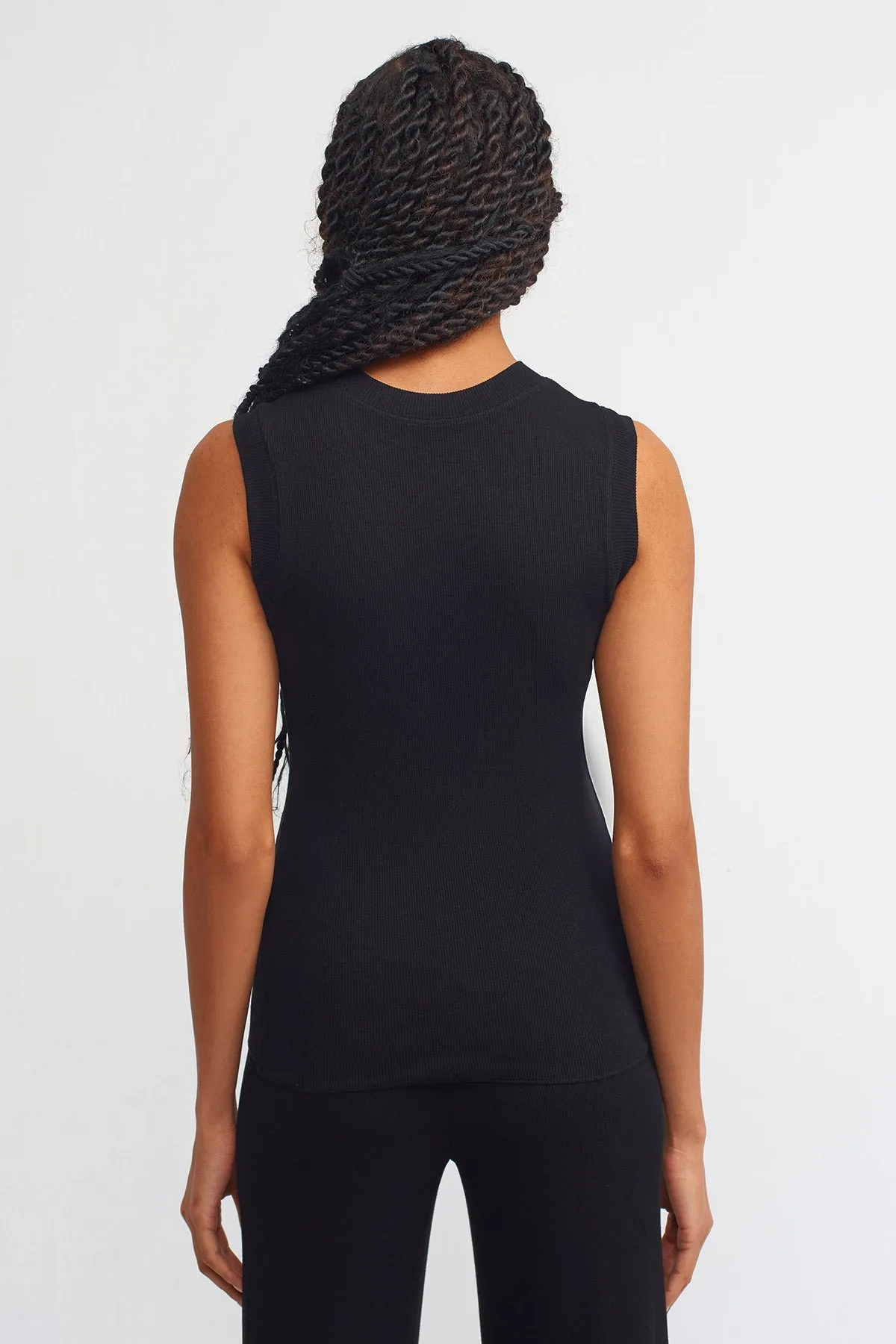 Nu Front Slit Detail Ribbed Top Black