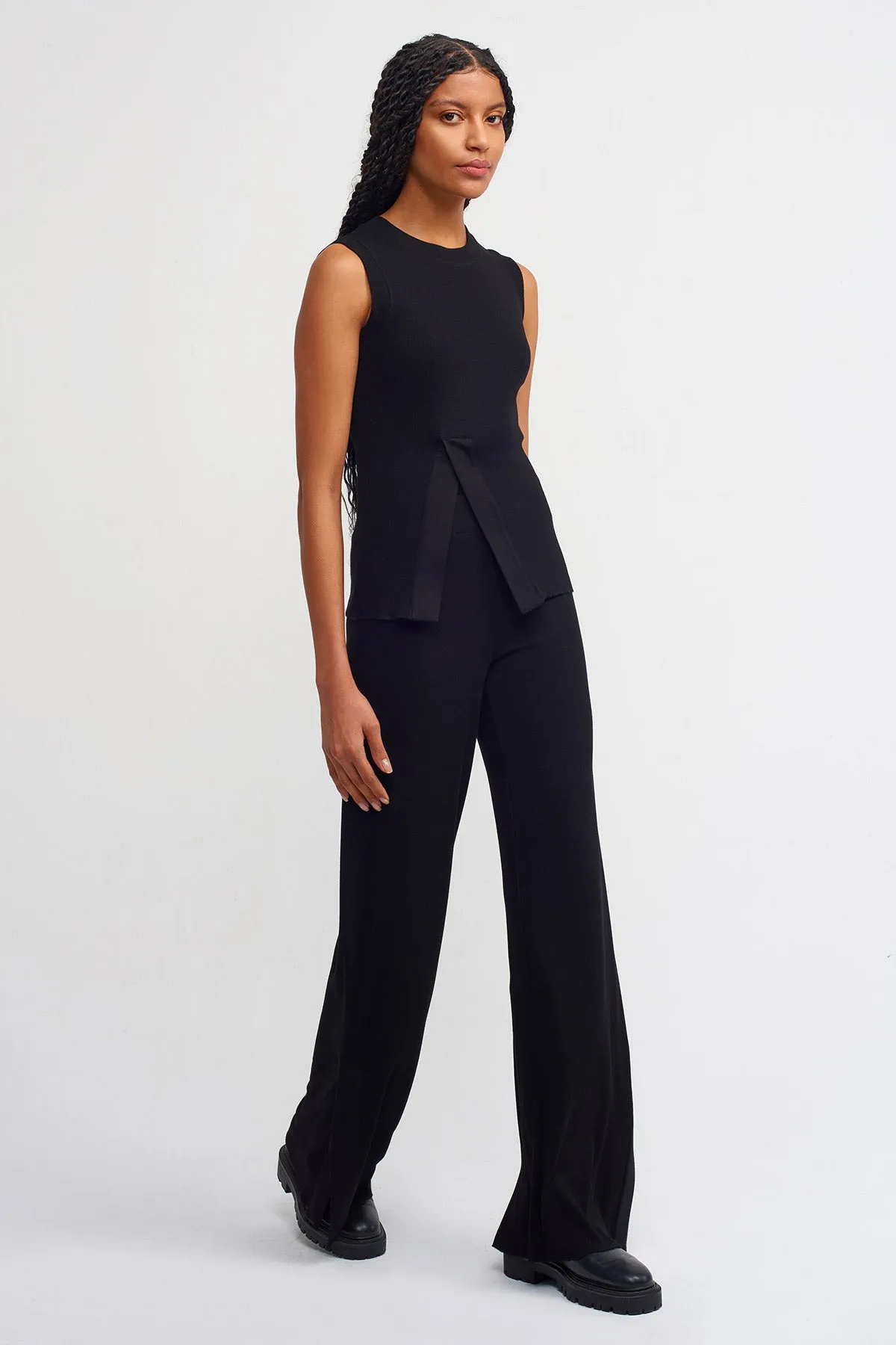 Nu Front Slit Detail Ribbed Top Black